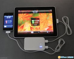 全新現(xiàn)貨多功能充電器 5000mAh大容量，雙USB輸出，純白設(shè)計(jì)，支持多設(shè)備同時(shí)快充，包郵速達(dá)